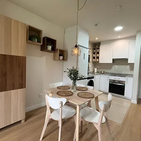 Residencial Epsilon En Edificio De Nueva Construccion Con Garaje Privado Wifi Y En Largas Incluye Trastero Vut-7756-as Appartement *