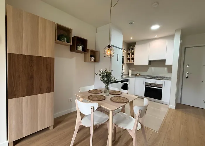 Residencial Epsilon En Edificio De Nueva Construccion Con Garaje Privado Wifi Y En Largas Incluye Trastero Vut-7756-as Appartement *