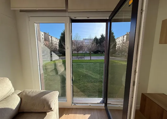 Residencial Epsilon En Edificio De Nueva Construccion Con Garaje Privado Wifi Y En Largas Incluye Trastero Vut-7756-as Appartement *