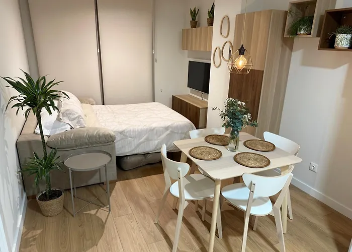 Residencial Epsilon En Edificio De Nueva Construccion Con Garaje Privado Wifi Y En Largas Incluye Trastero Vut-7756-as *