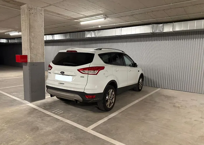 Residencial Epsilon En Edificio De Nueva Construccion Con Garaje Privado Wifi Y En Largas Incluye Trastero Vut-7756-as Appartement