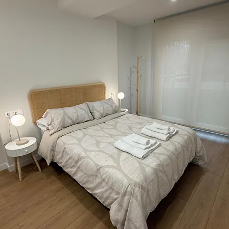 Residencial Epsilon En Edificio De Nueva Construccion Con Garaje Privado Wifi Y En Largas Incluye Trastero Vut-7756-as * Gijón