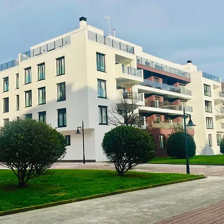 Residencial Epsilon En Edificio De Nueva Construccion Con Garaje Privado Wifi Y En Largas Incluye Trastero Vut-7756-as * Gijón